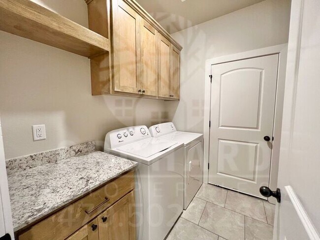 Building Photo - Tontitown | Dalton Plan- 3 Bed/ 2 Bath w/ ...
