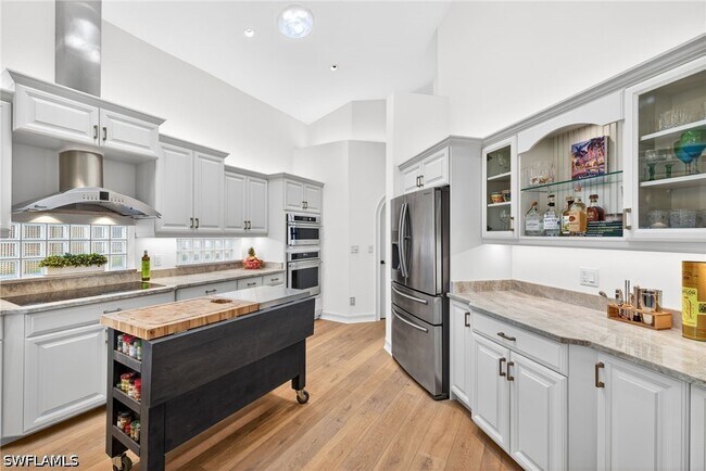 Building Photo - 3296 Lookout Ln