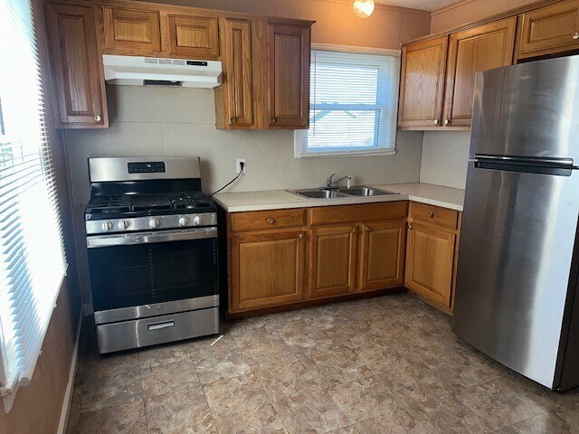 Building Photo - 5425 Bataan Rd