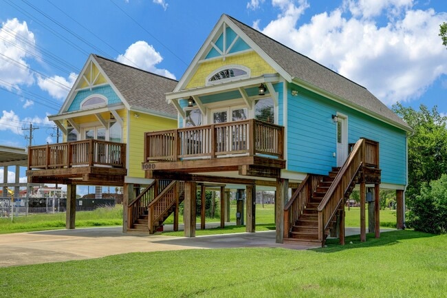 Building Photo - 100 Grove Rd