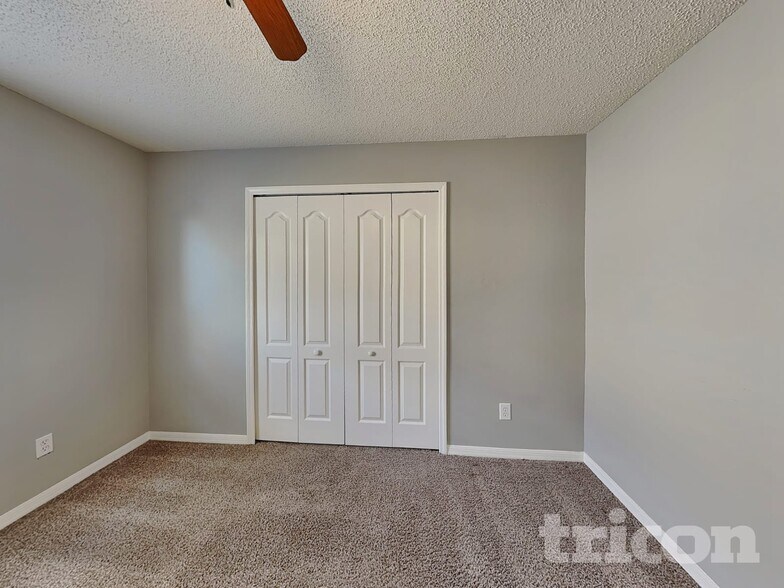 Building Photo - 1731 Lady Palm Ct