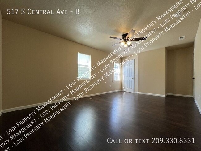 Building Photo - 517 S Central Ave