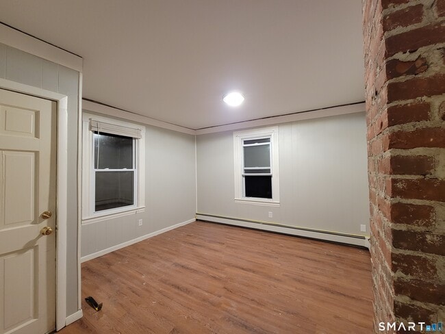 Building Photo - 344 Boswell Ave