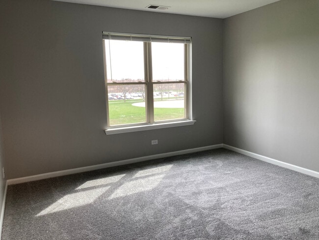 Building Photo - 208 Glengarry Dr