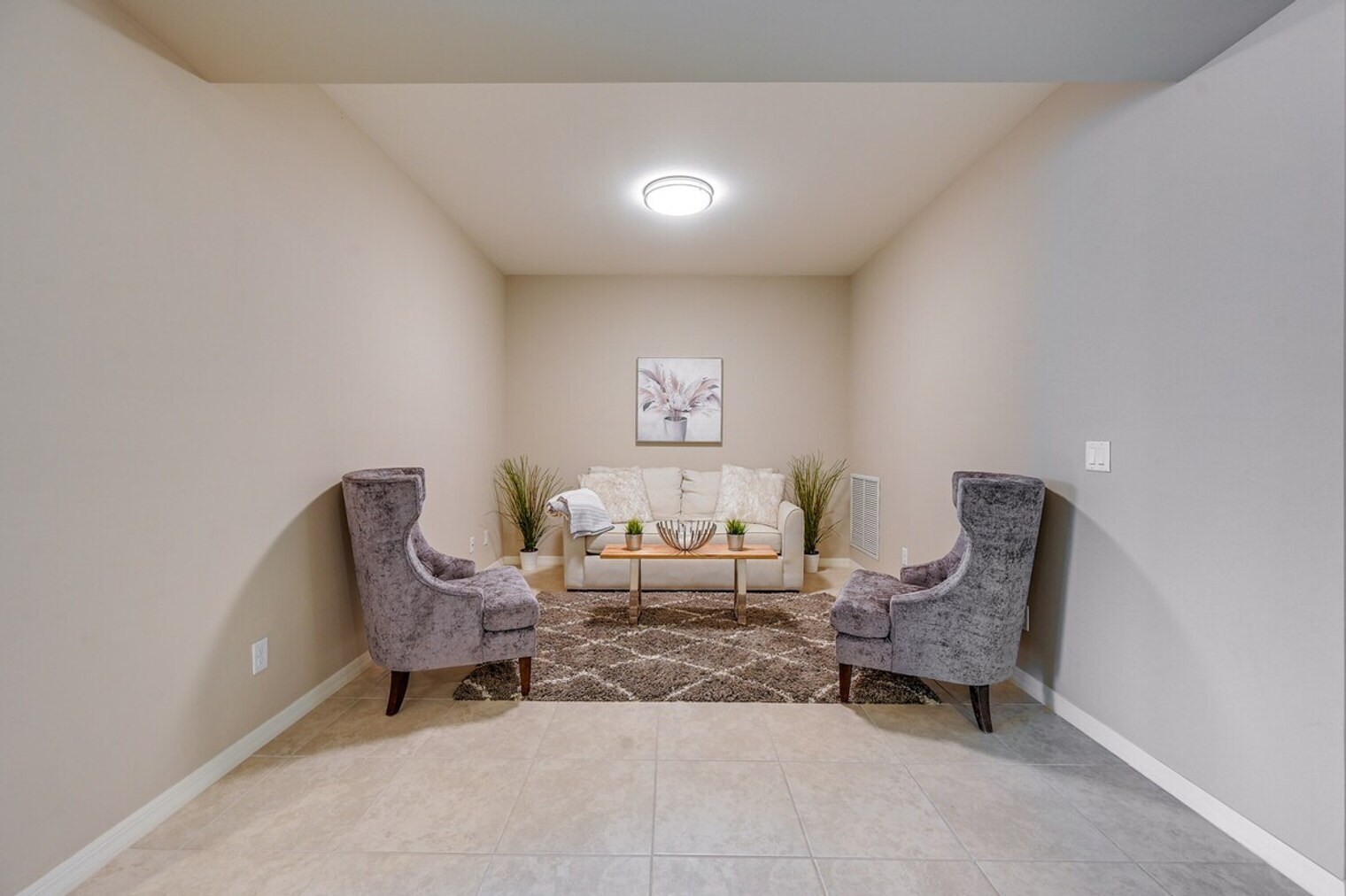 Building Photo - 9413 Terresina Dr