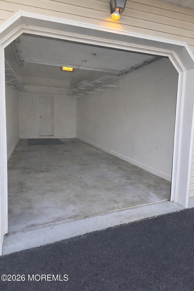 Building Photo - 103 Racquet Rd