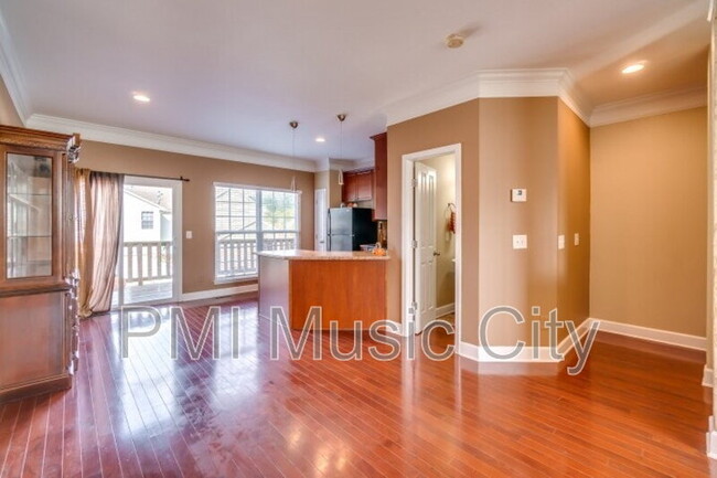 Building Photo - 2705 Dracut Ln