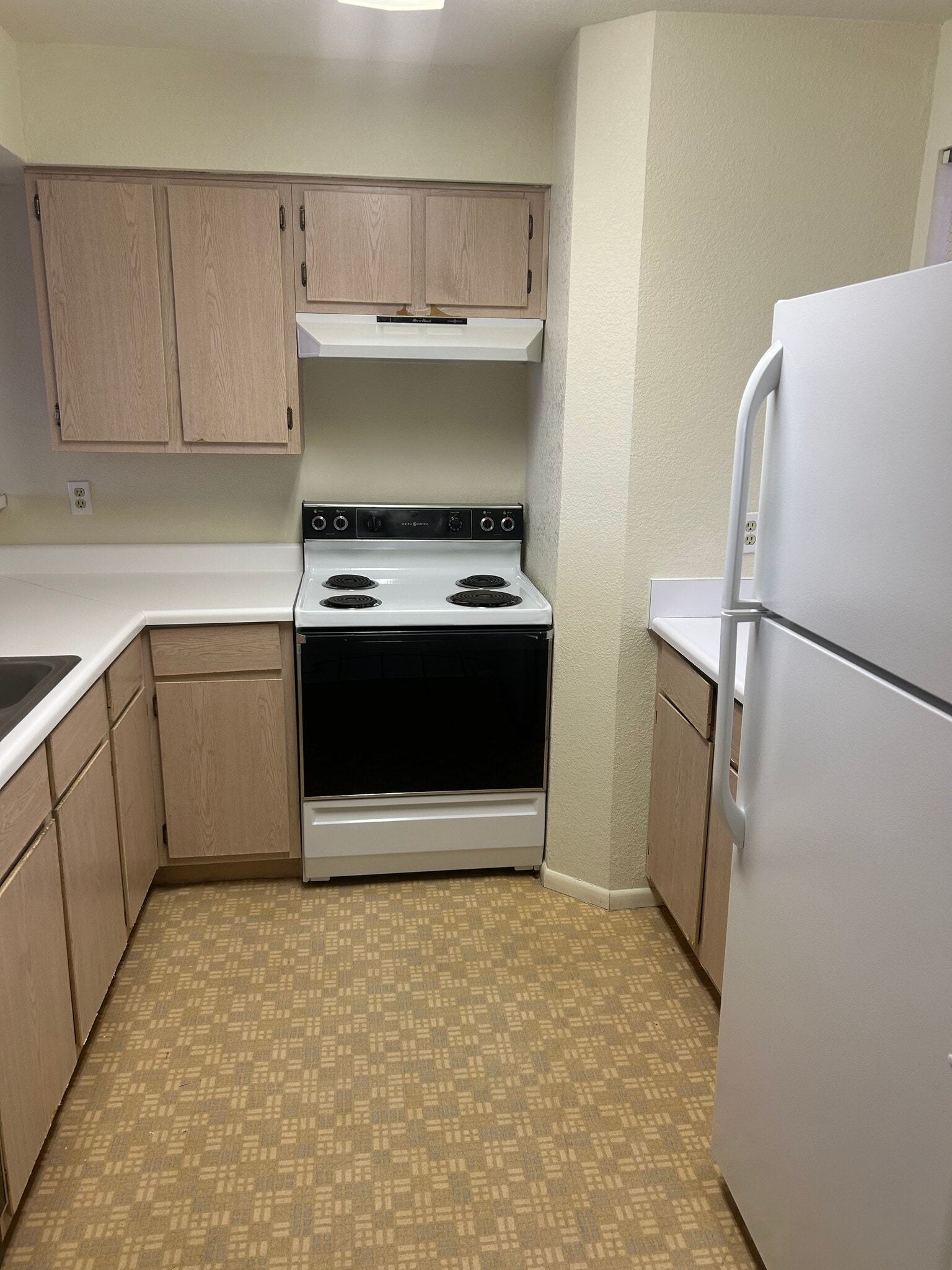 Building Photo - 2044 Mesquite Ln