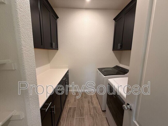 Building Photo - 2920 Reyva Dhillon Ln