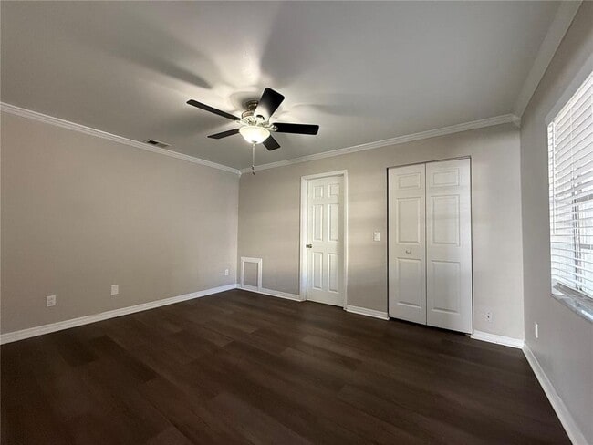 Building Photo - 1337 Coolmont Dr