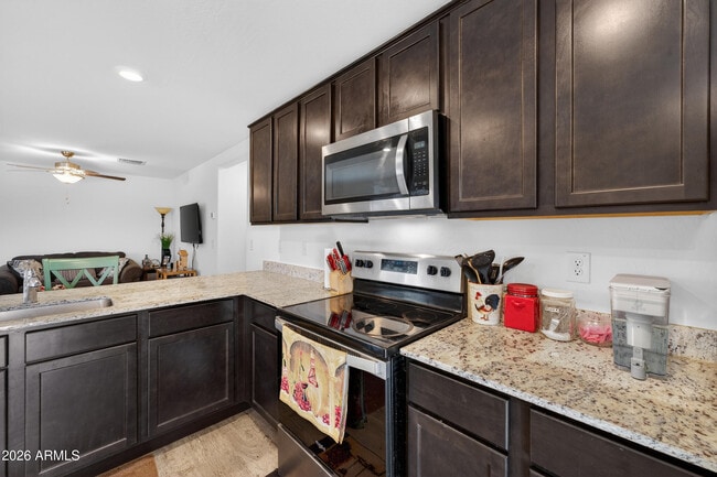 Building Photo - 25815 W Coles Rd