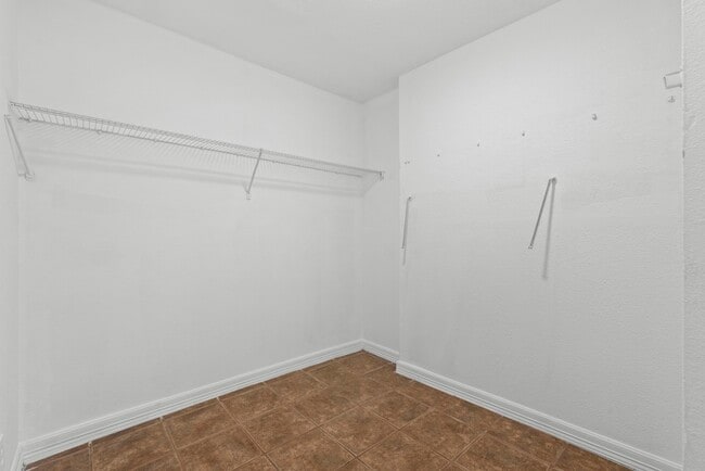 Building Photo - 5311 Perry Ave