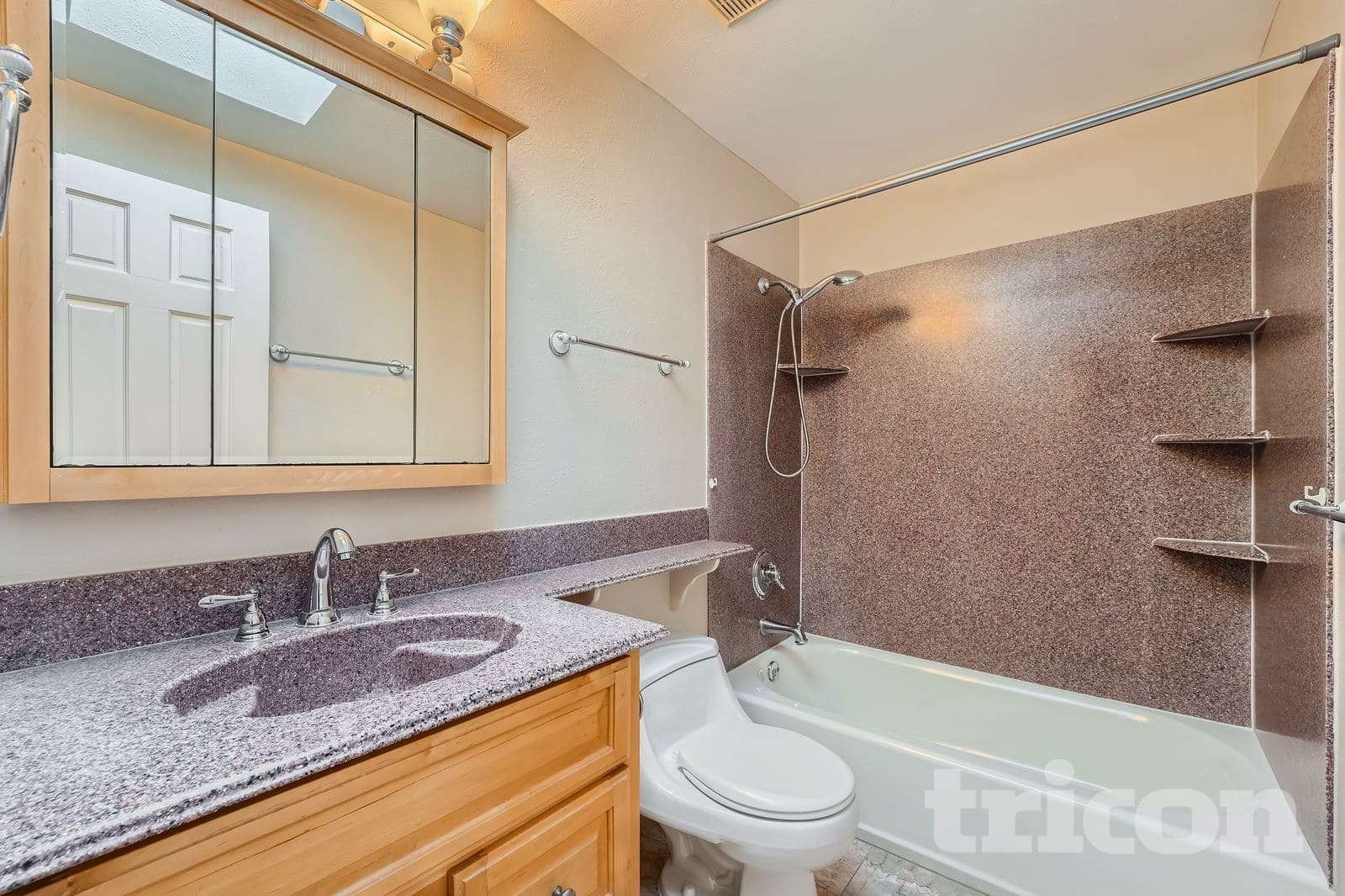 Building Photo - 8495 W 78th Cir