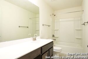 Building Photo - 5527 Castle Brook Dr