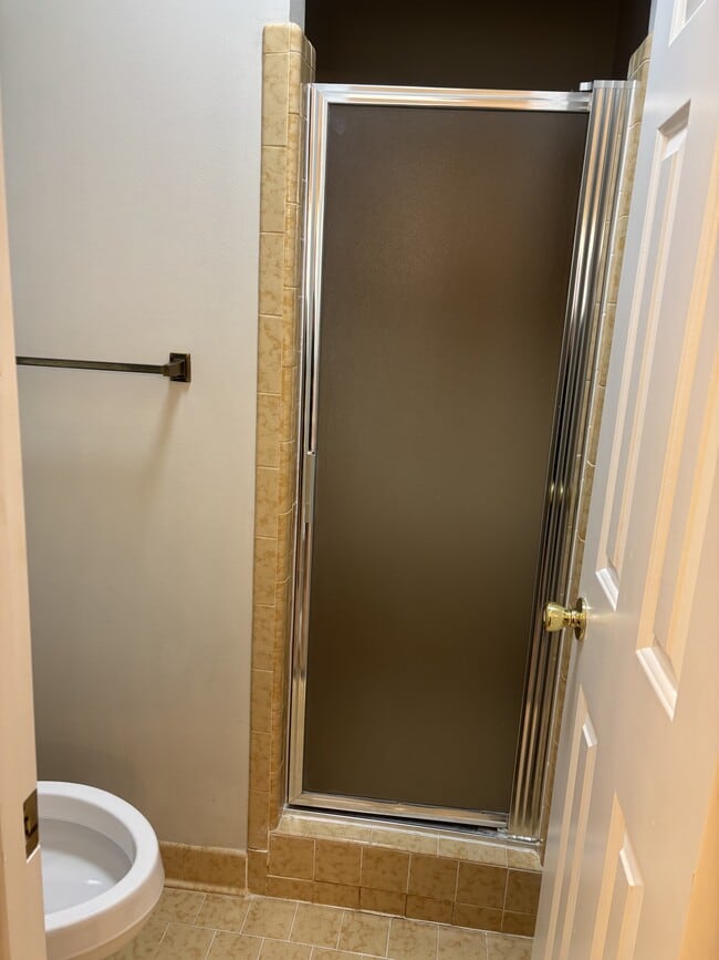 Building Photo - 4197 Oak Valley Dr