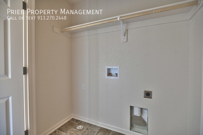Building Photo - 23240 W 87th Terrace