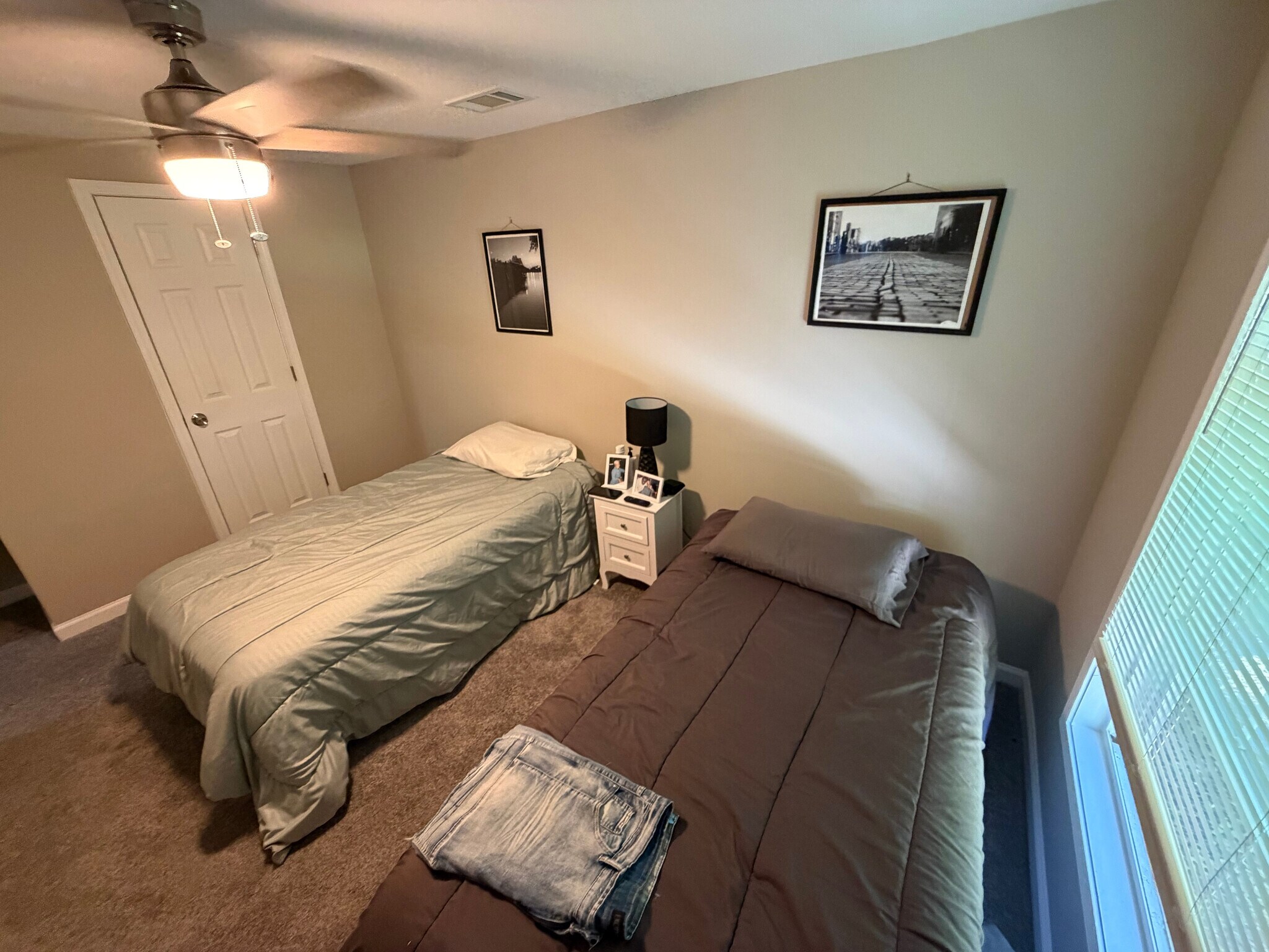 Building Photo - Room in House on Bolton Rd NW