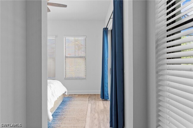 Building Photo - 551 97th Ave N