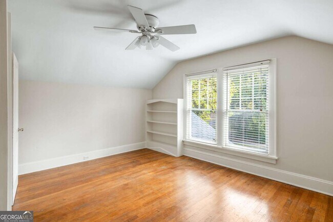 Building Photo - 5450 E Mountain St