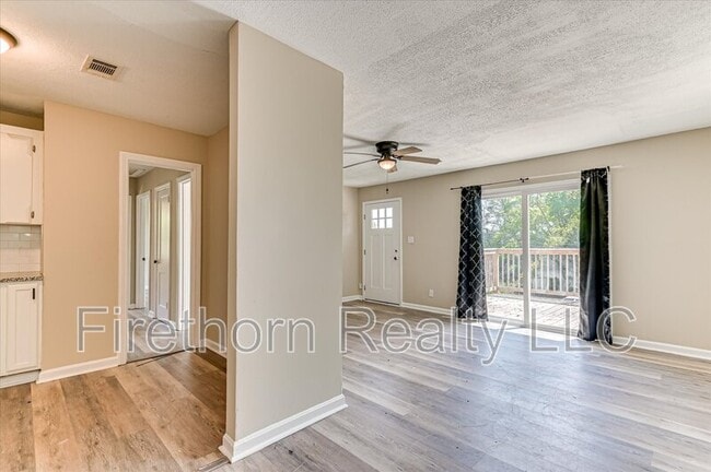 Building Photo - 1026 Weston St