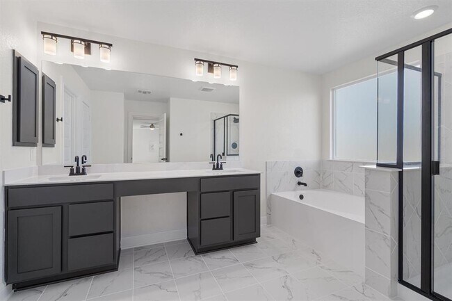 Building Photo - 8007 Marigny Wy