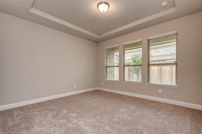 Building Photo - 4 Centennial Ridge Pl