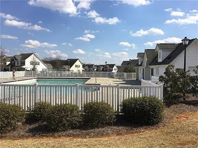 Building Photo - 10730 Derryrush Dr