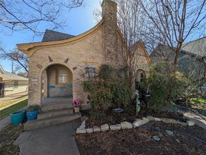 Building Photo - 6330 Vickery Blvd