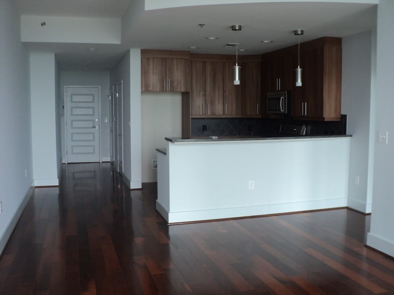 Building Photo - 1080 Peachtree St NE