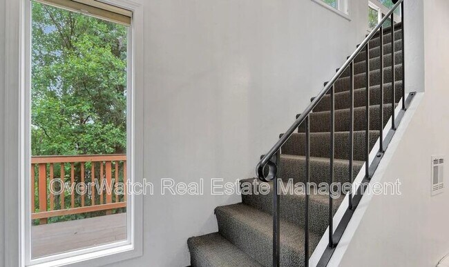 Building Photo - 4202 Pinnacle Cir