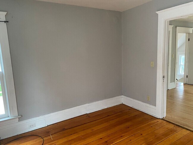 Building Photo - 685 Franklin St