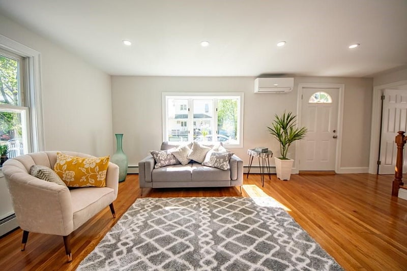 Building Photo - 9 App Ct