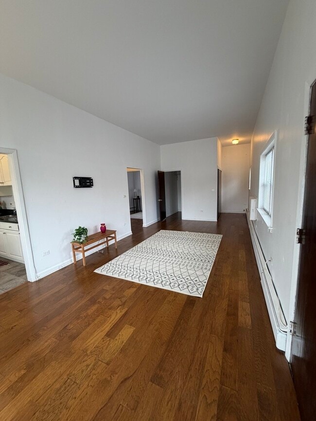 Building Photo - 1995 Howard Ave