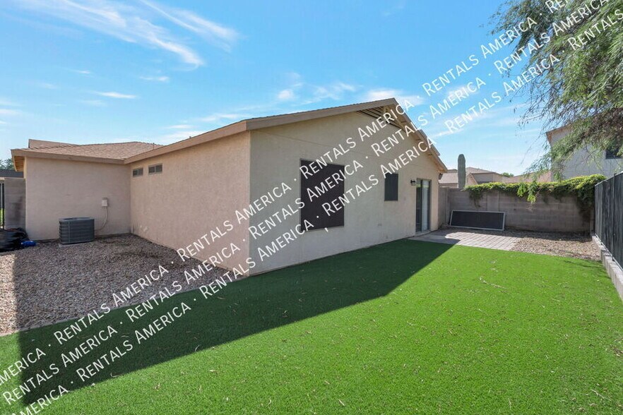 Building Photo - 40502 N Glen Meadows Ln