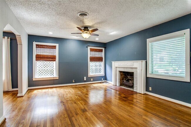 Building Photo - 1414 Lansford Ave