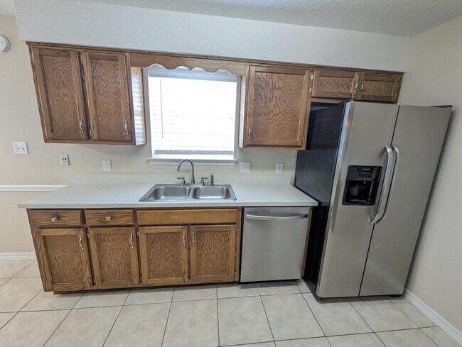 Building Photo - 8909 Colony Ridge Cir