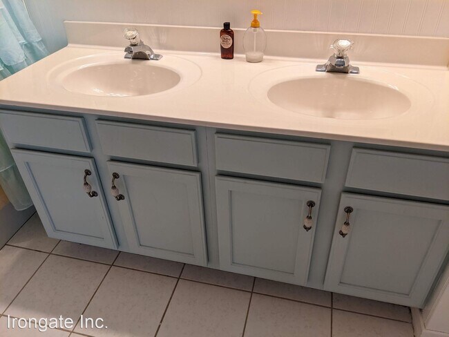 Building Photo - 4 br, 3.5 bath House - 6227 Autumn Meadows Dr