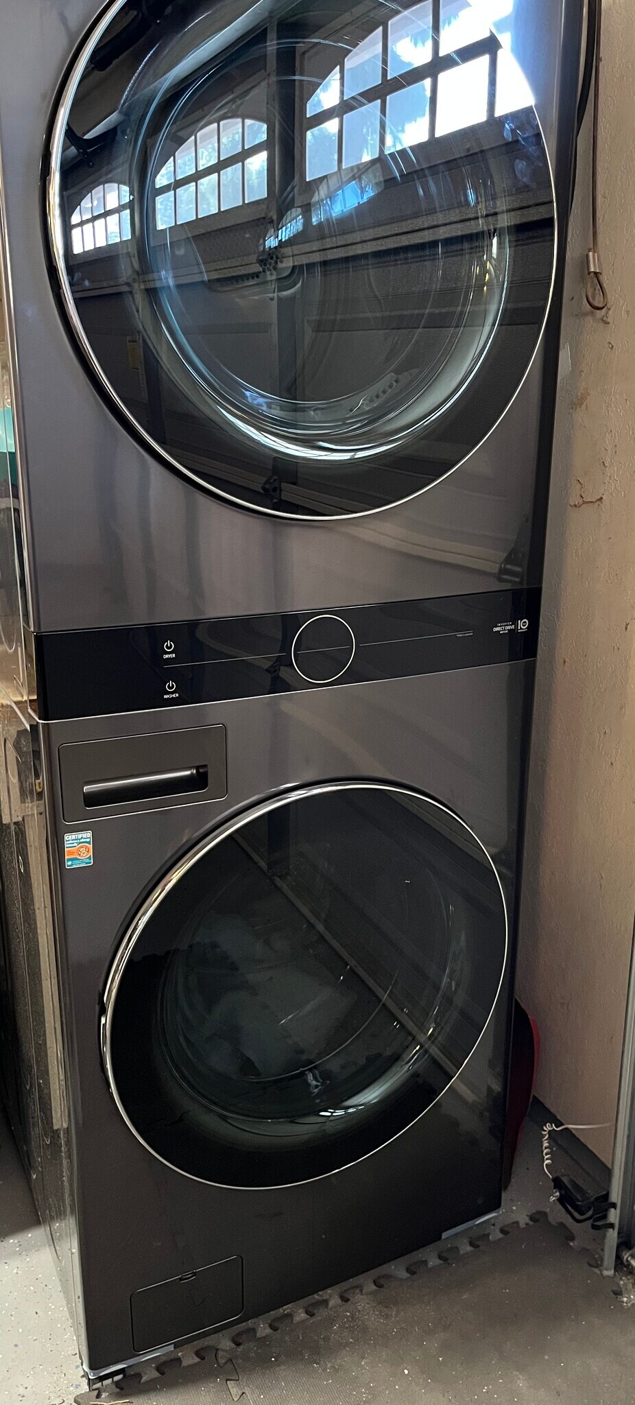 new LG commercial size laundry tower - 4569 E Alamos Ave