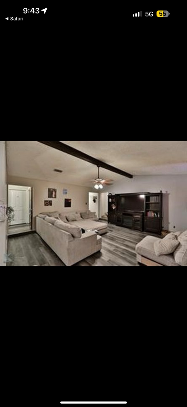 Building Photo - 1742 Chucker Ct