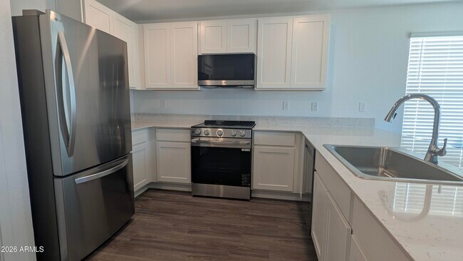Building Photo - 334 Pk Vw Ln