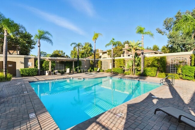 Building Photo - 22681 Oakgrove, 225