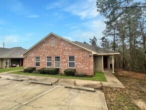 Building Photo - Almost Ready! 2 Bedroom 2 Bath at Mansion ...