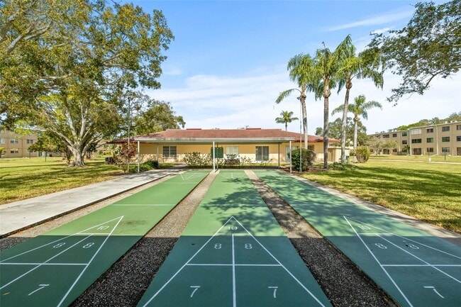 Building Photo - 5080 Locust St NE