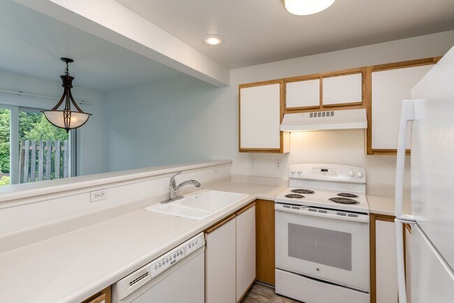Building Photo - Tualatin condo for rent