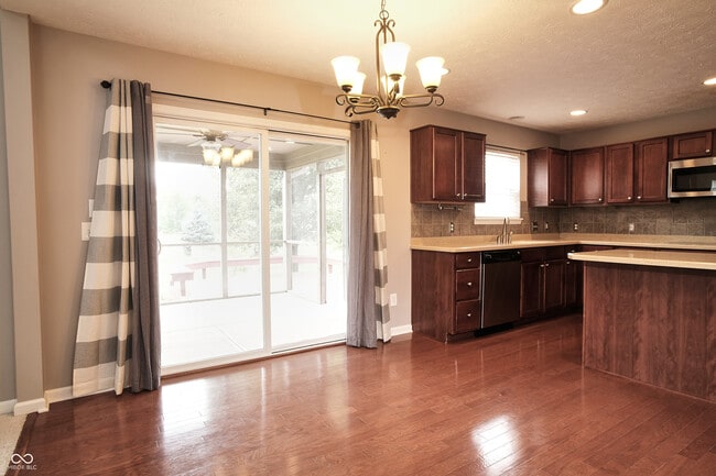 Building Photo - 11813 Traymoore Dr