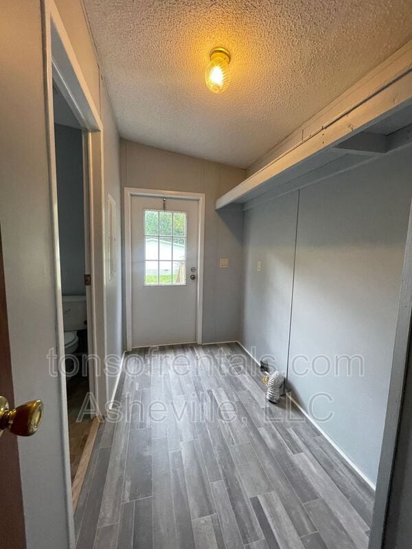 Building Photo - 132 Josiah Ln
