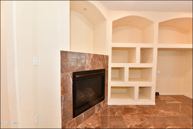 Building Photo - 14157 Robert Ituarte Dr