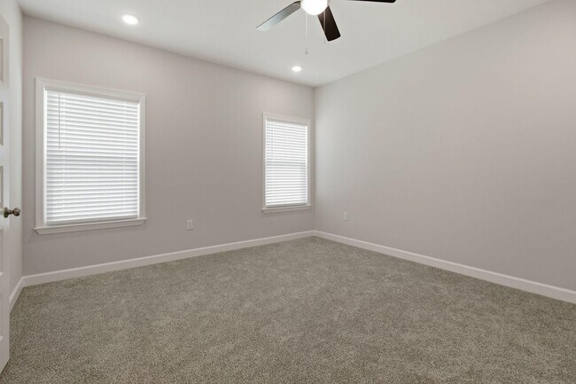 Building Photo - 6434 Kylito Cir