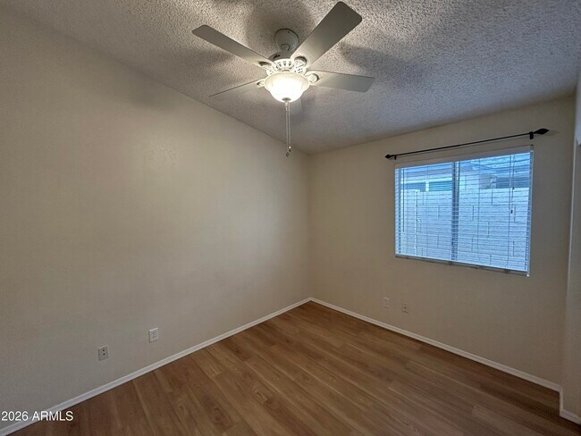 Building Photo - 8835 W Charleston Ave