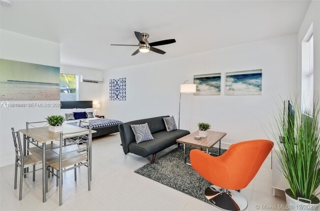 Building Photo - 2601 NW 1st Ave